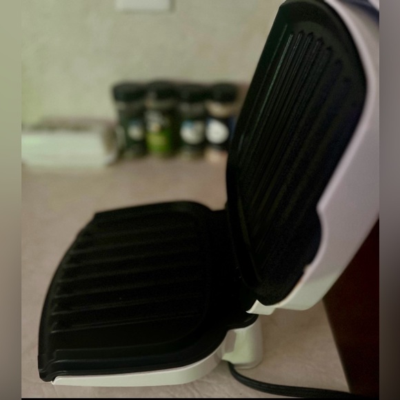 GEORGE FORMAN CHAMP GRILL - Picture 6 of 11